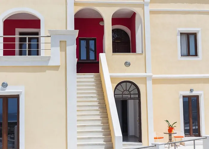 Aquarius Guest house Fira (Santorini)